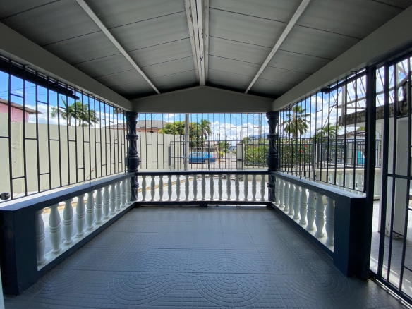 3 bedroom apartment for rent Longdenville Trinidad