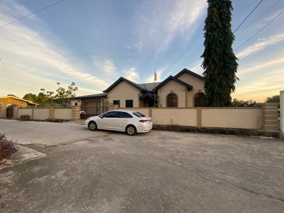 Charlieville chaguanas home for sale front