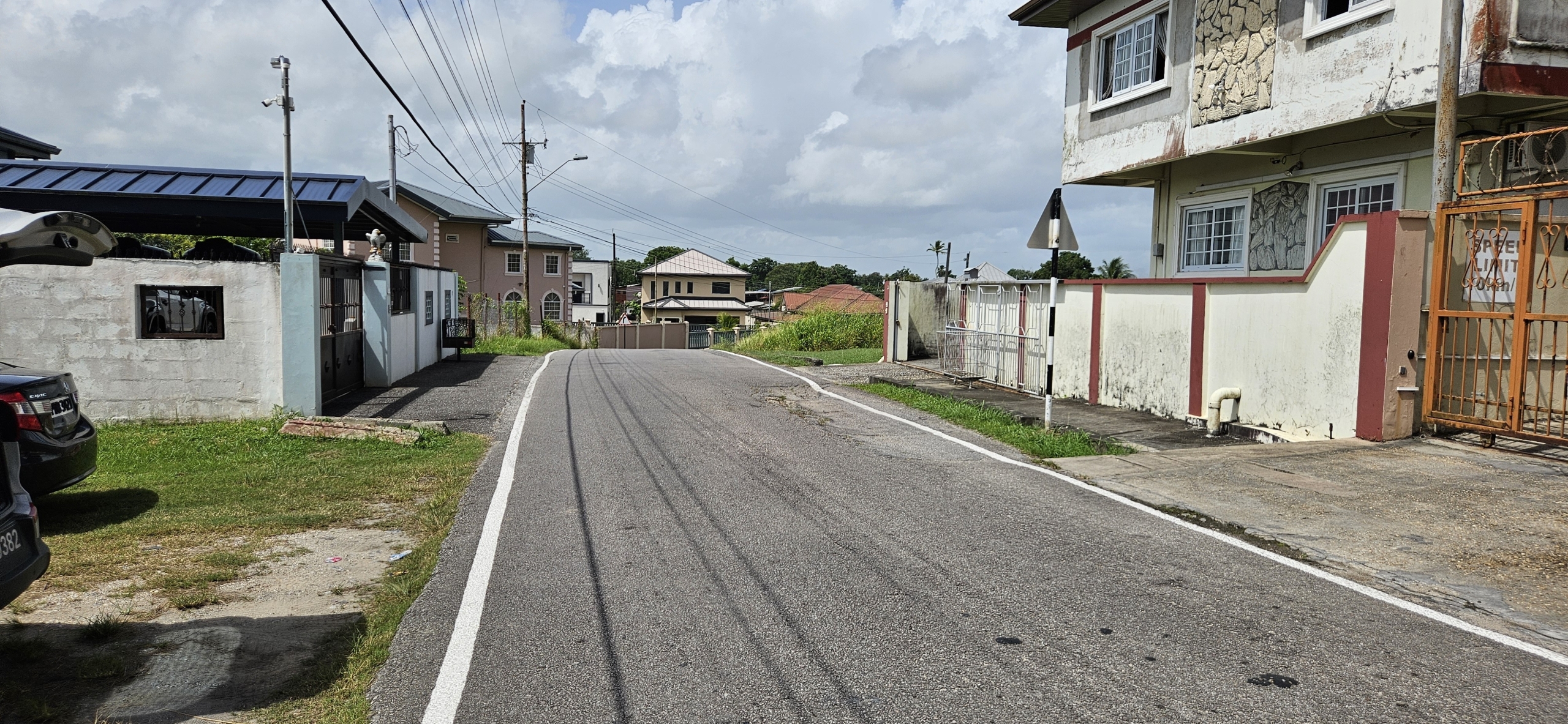 scaled 1001833368 scaled 1001833368