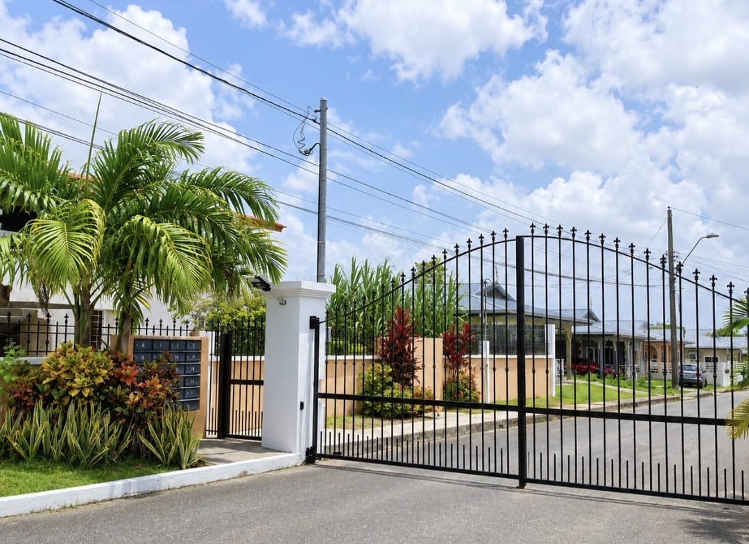 Lakeview house longdenville chaguanas