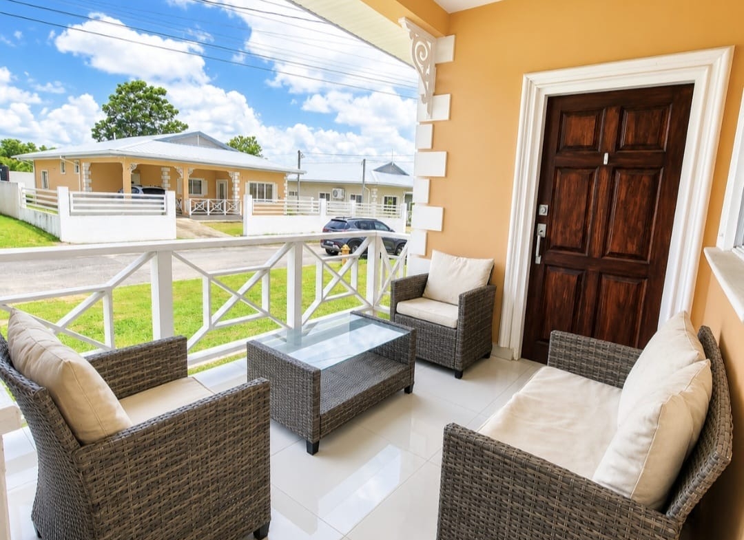 Lakeview house longdenville chaguanas 2