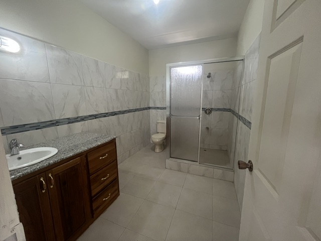 penal house bathroom