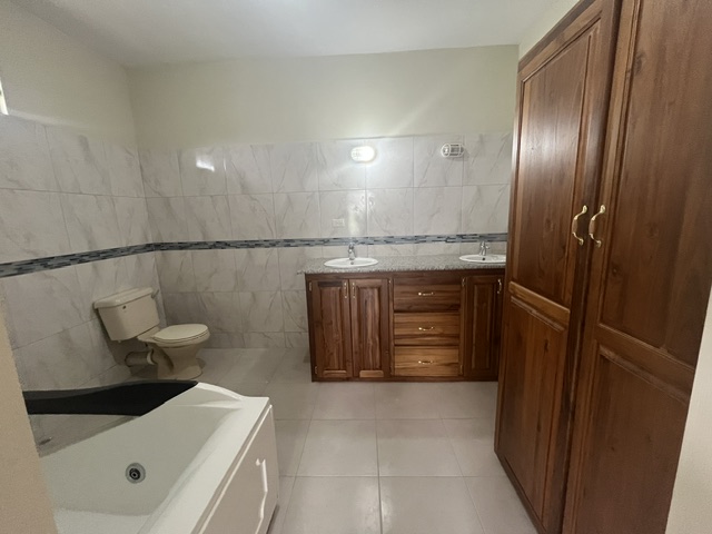 penal house master bath
